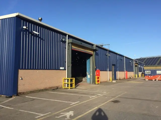 Commercial Factory in Weymouth — photo 1 of 4
