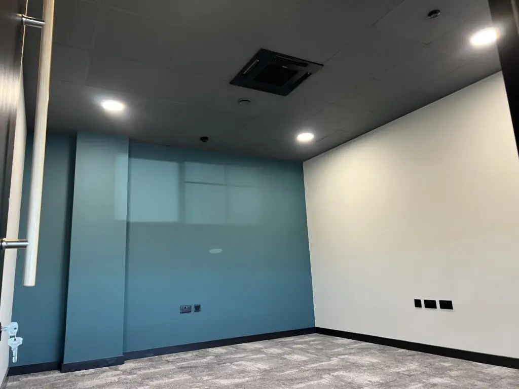 Commercial project in Yeovil in Yeovil — photo 3 of 12