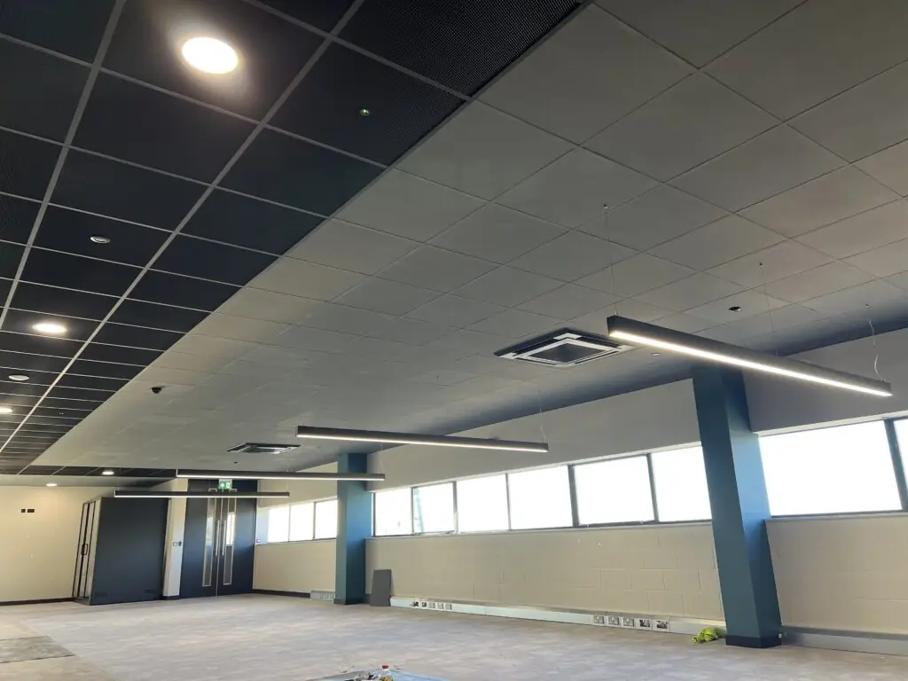 Commercial project in Yeovil in Yeovil — photo 6 of 12